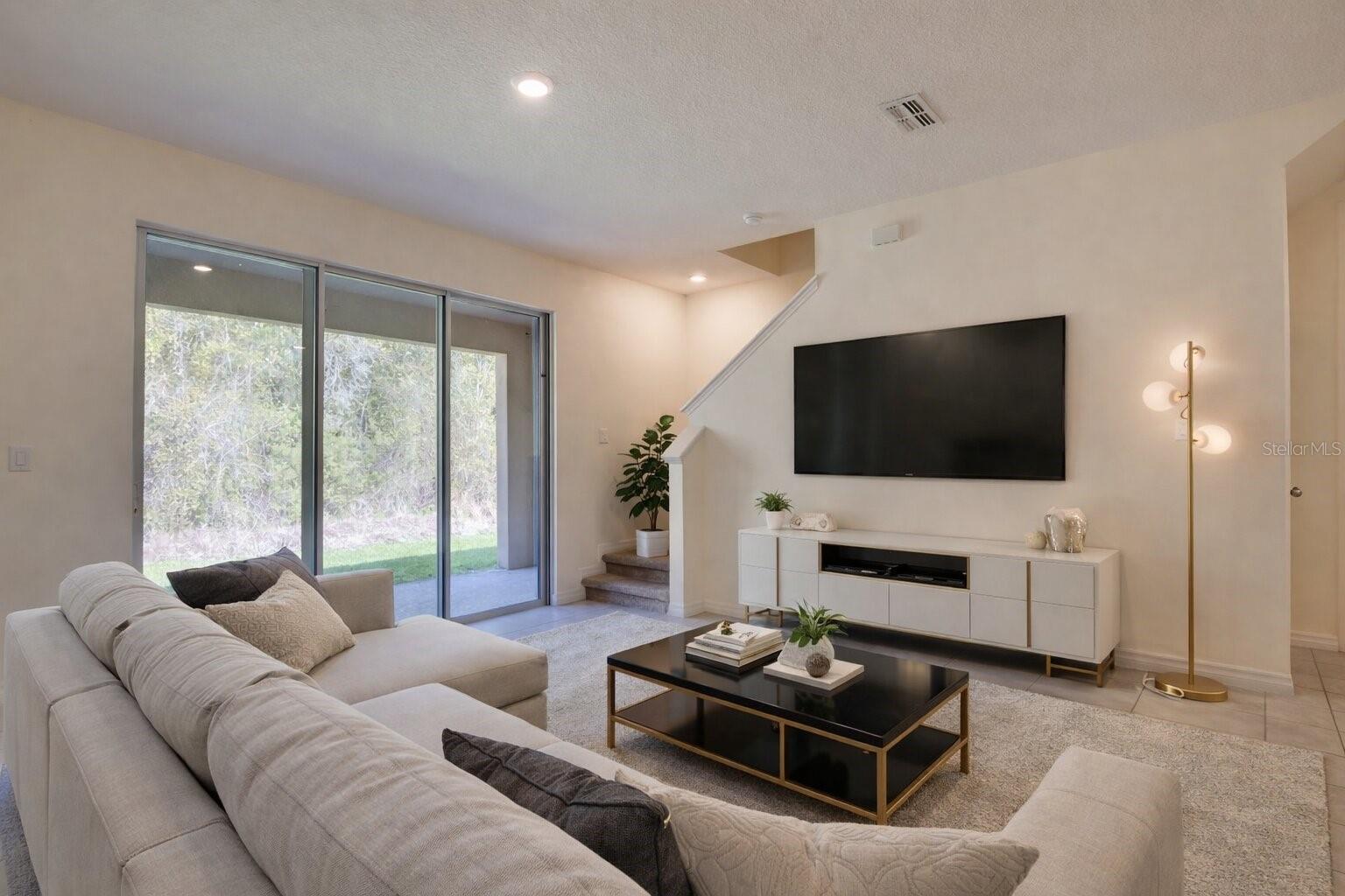 Image 4 of 46 For 1289 Yellow Finch Drive