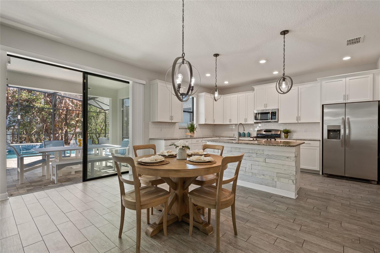 Image 15 of 66 For 7619 Loon Avenue