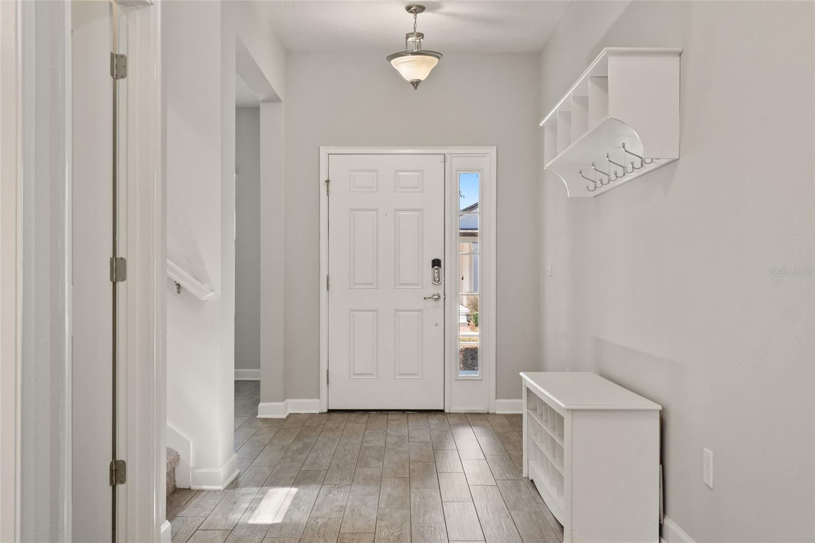 Image 6 of 66 For 7619 Loon Avenue