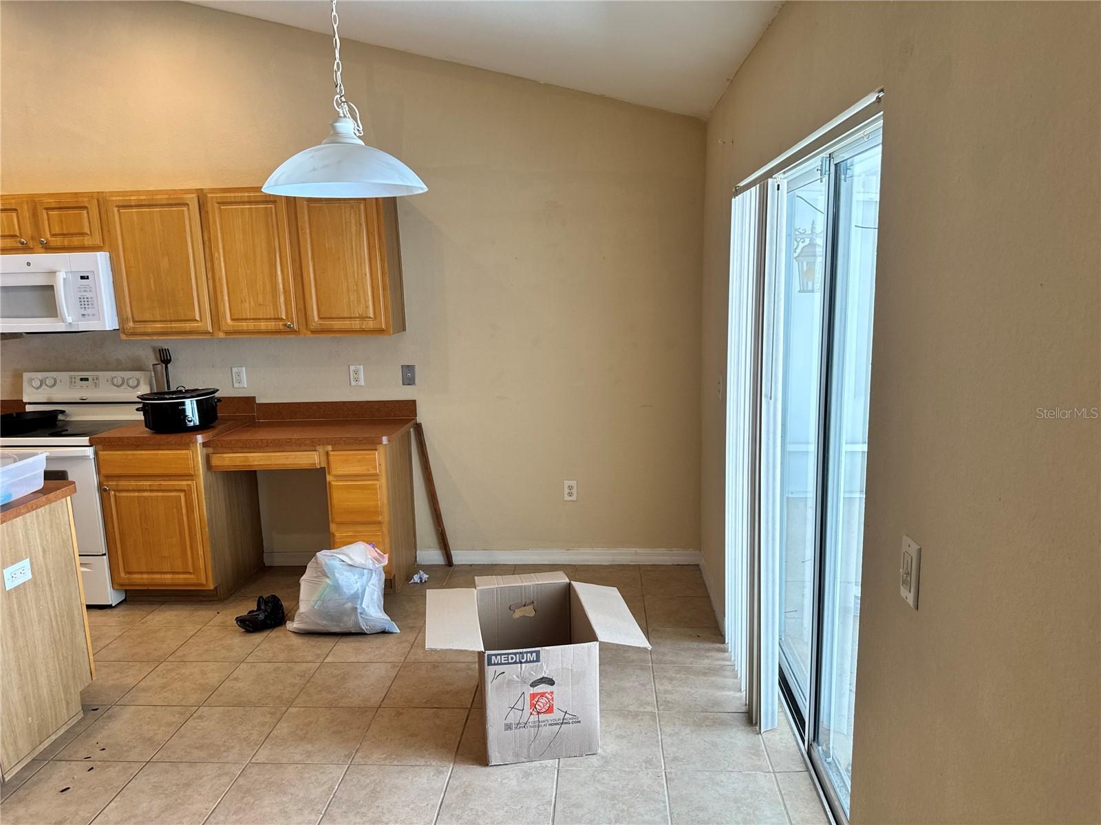 Image 36 of 64 For 12055 Robina Road