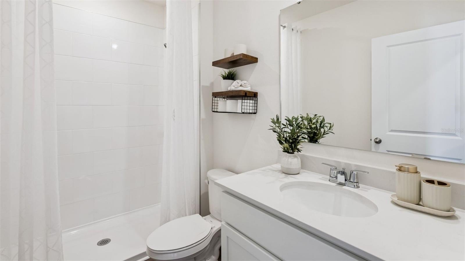 Image 17 of 56 For 2869 House Finch Road