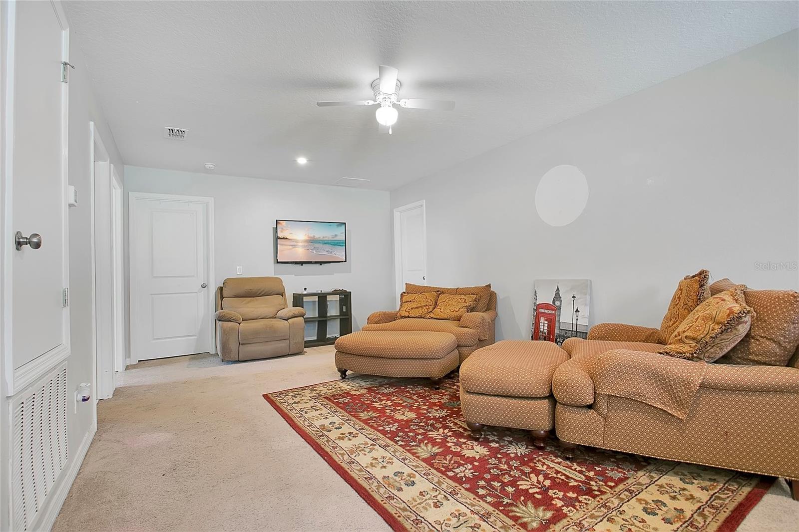 Image 4 of 30 For 582 Black Eagle Drive