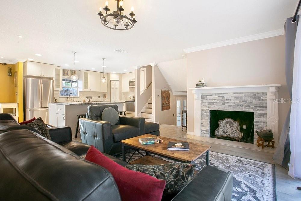 Image 12 of 34 For 741 Saxby Avenue