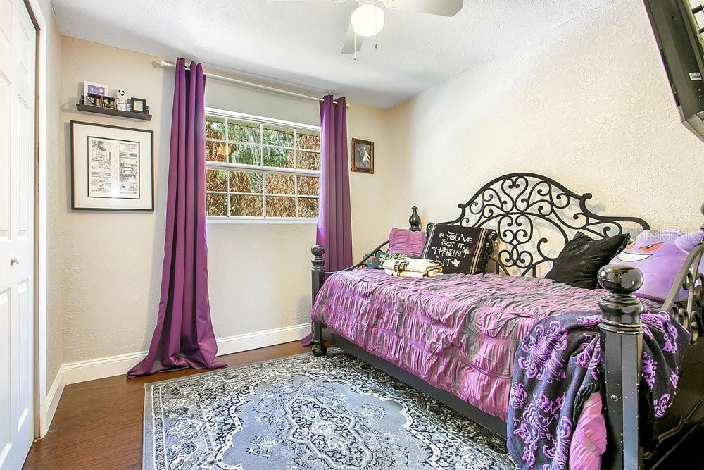 Image 18 of 34 For 741 Saxby Avenue