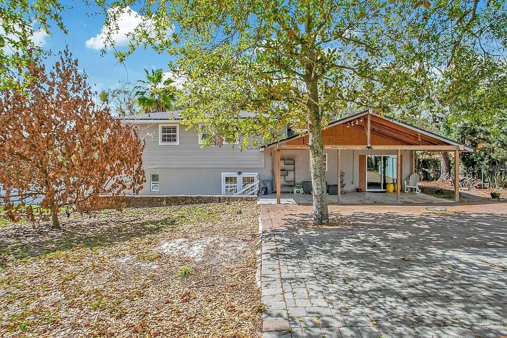 Image 26 of 34 For 741 Saxby Avenue