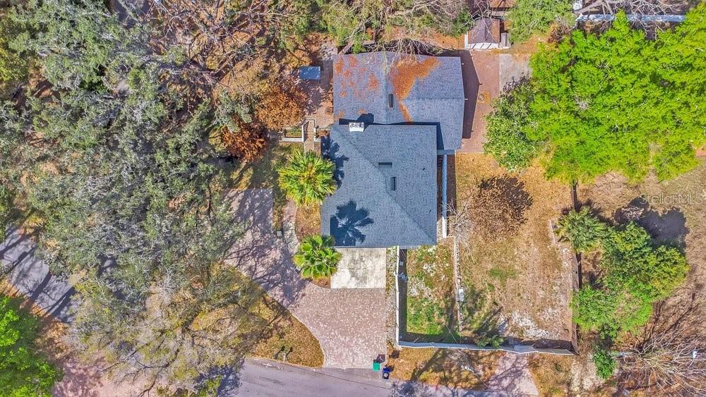 Image 32 of 34 For 741 Saxby Avenue