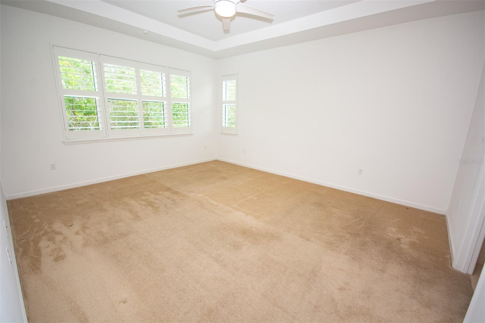 Image 16 of 48 For 215 Avenham Drive