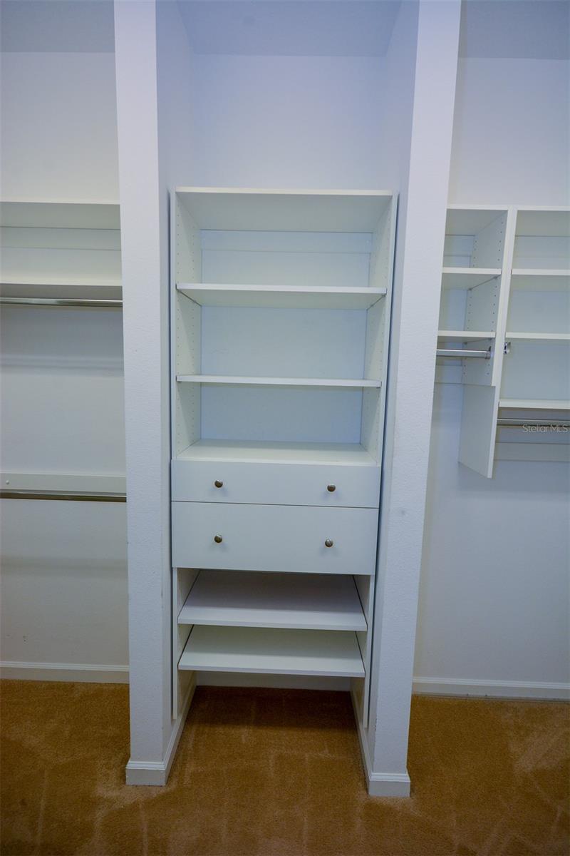 Image 22 of 48 For 215 Avenham Drive