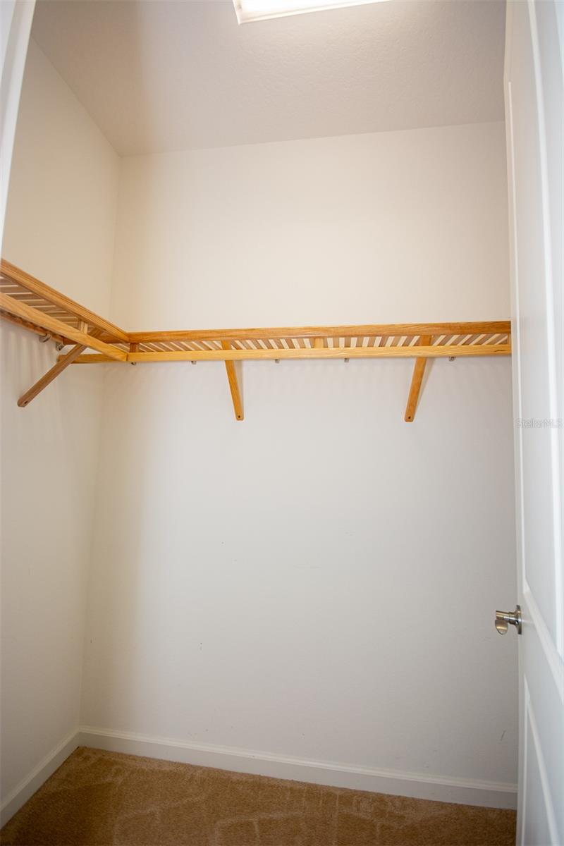 Image 35 of 48 For 215 Avenham Drive