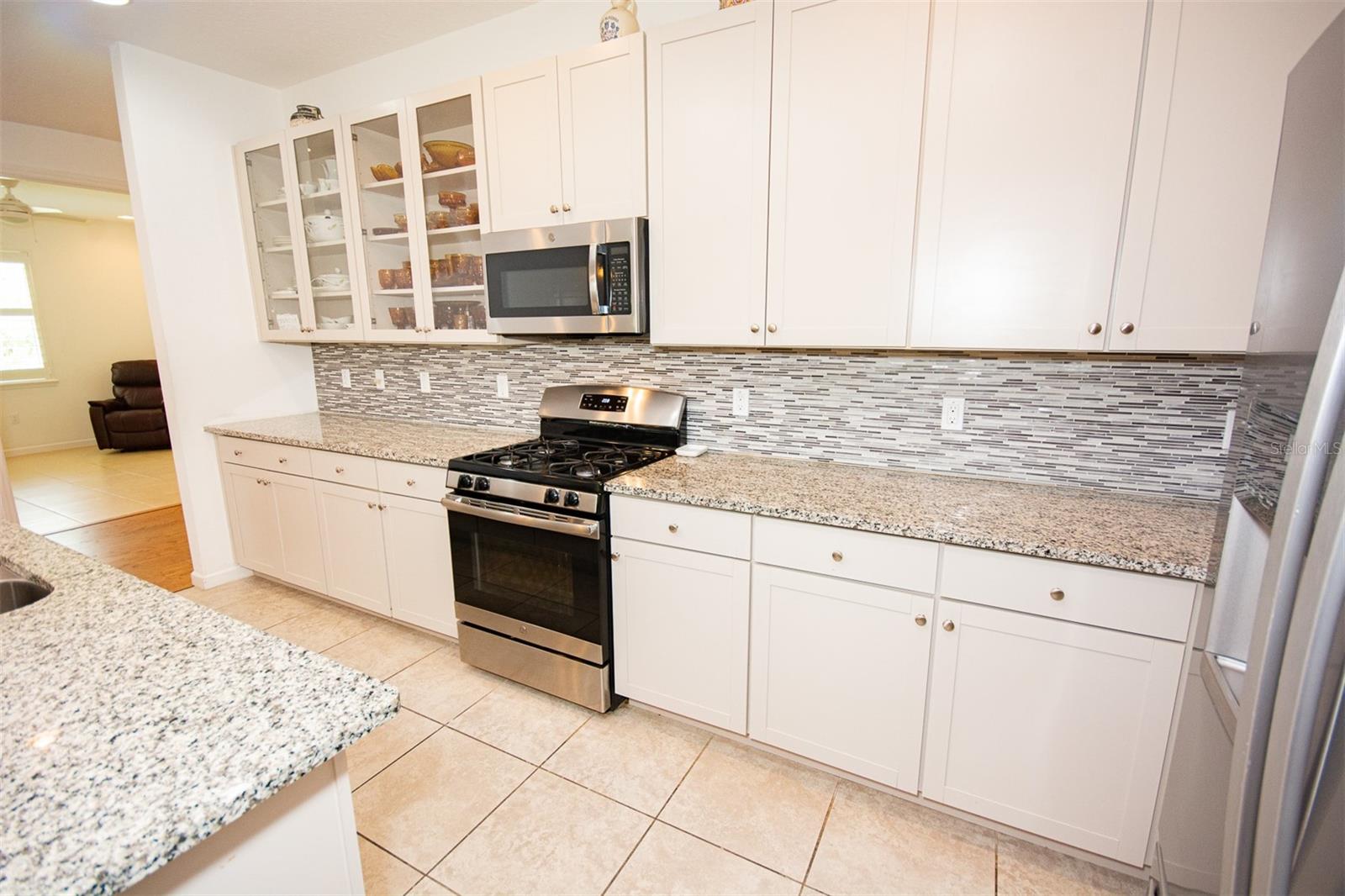 Image 8 of 48 For 215 Avenham Drive