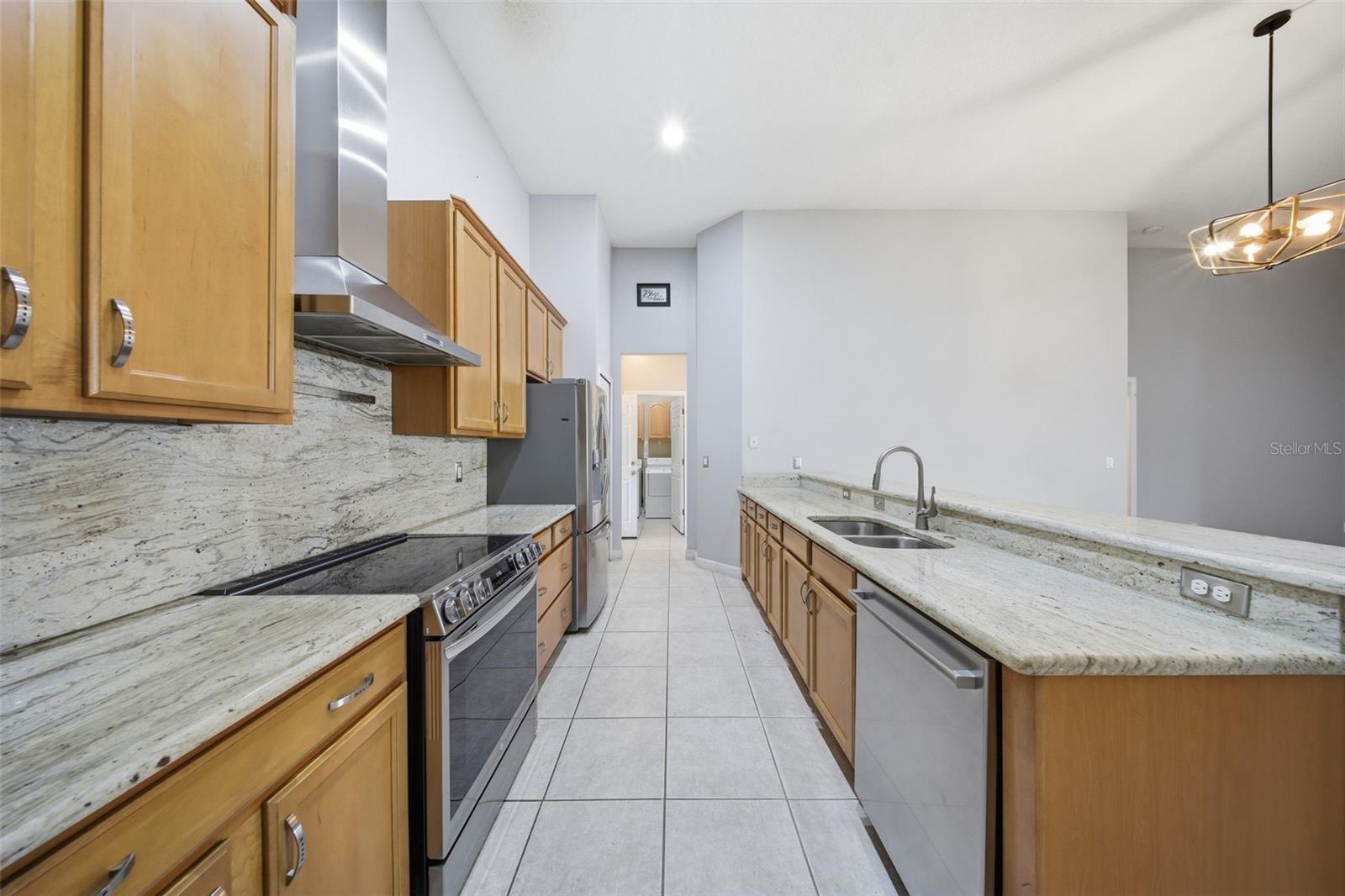 Image 11 of 47 For 8455 Dover View Lane