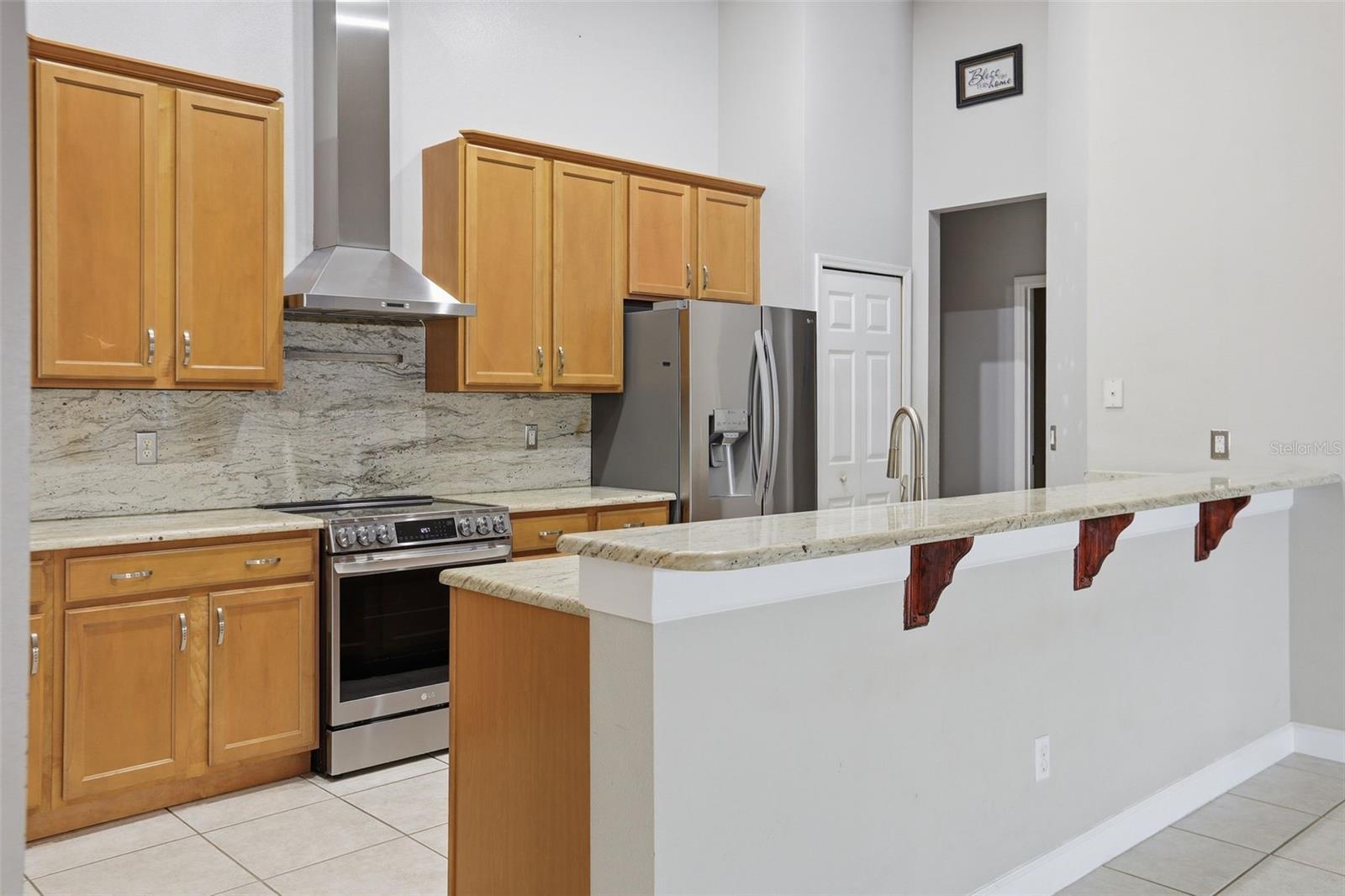 Image 13 of 47 For 8455 Dover View Lane