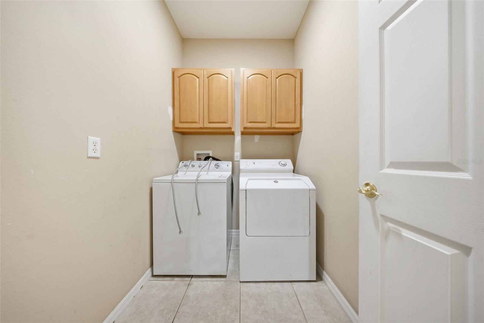 Image 35 of 47 For 8455 Dover View Lane