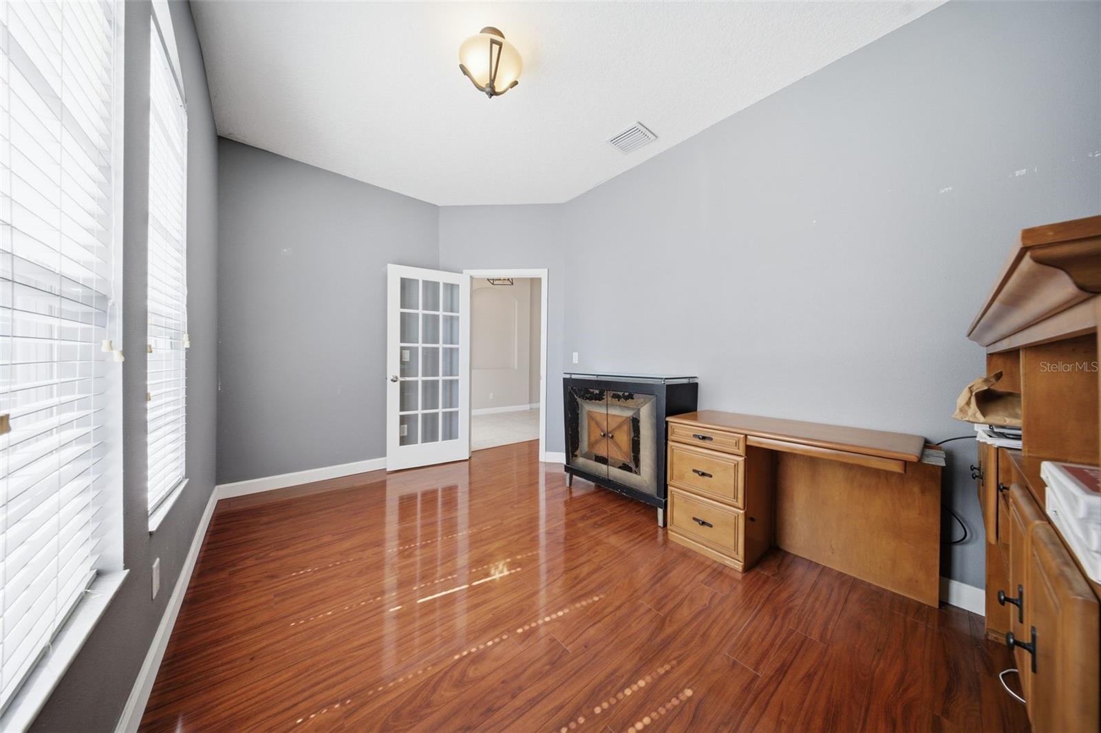 Image 9 of 47 For 8455 Dover View Lane