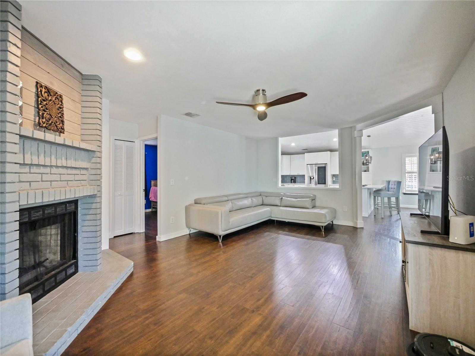 Image 14 of 34 For 5327 Rockbourne Court