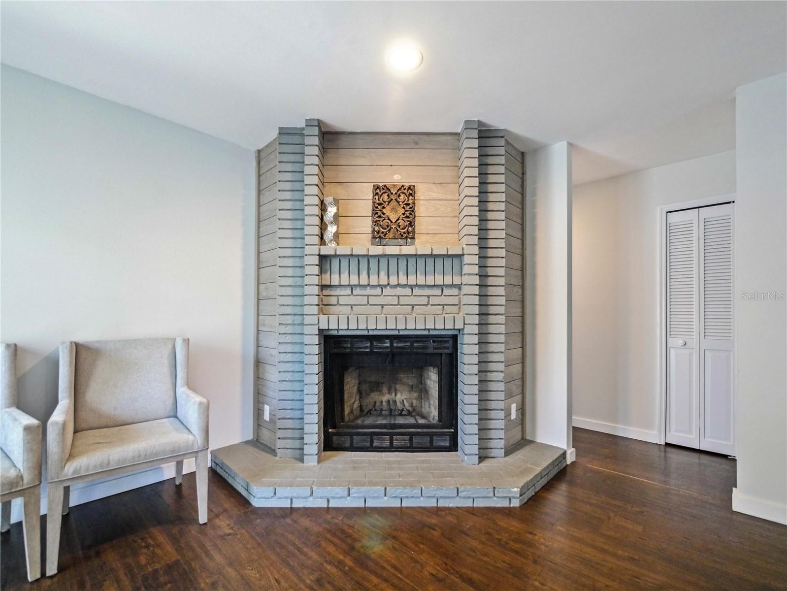 Image 16 of 34 For 5327 Rockbourne Court