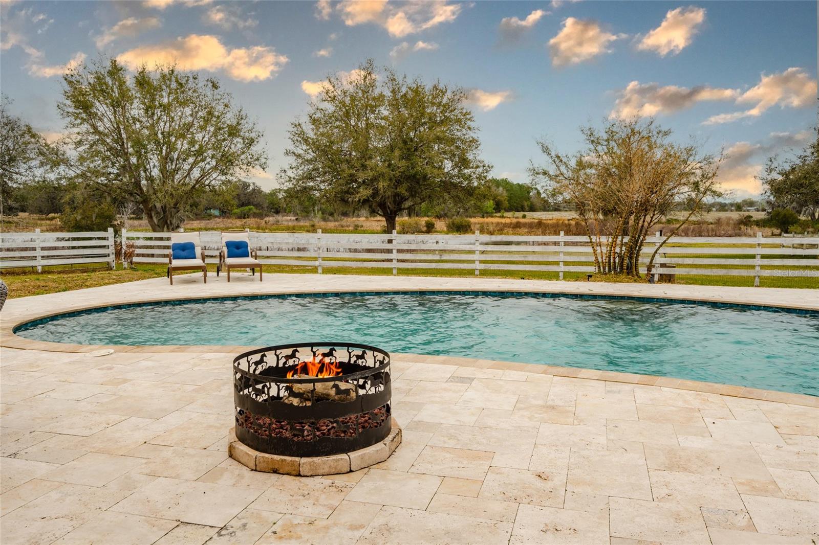 Image 12 of 84 For 4015 Indigo Road