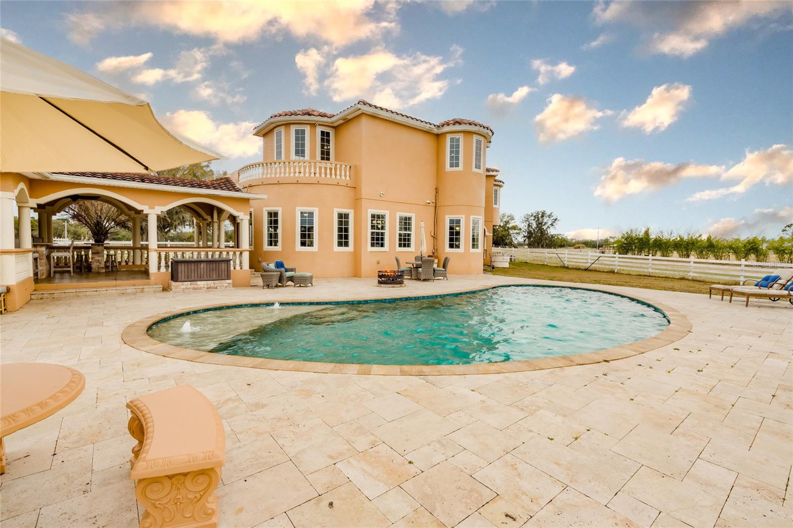 Image 13 of 84 For 4015 Indigo Road