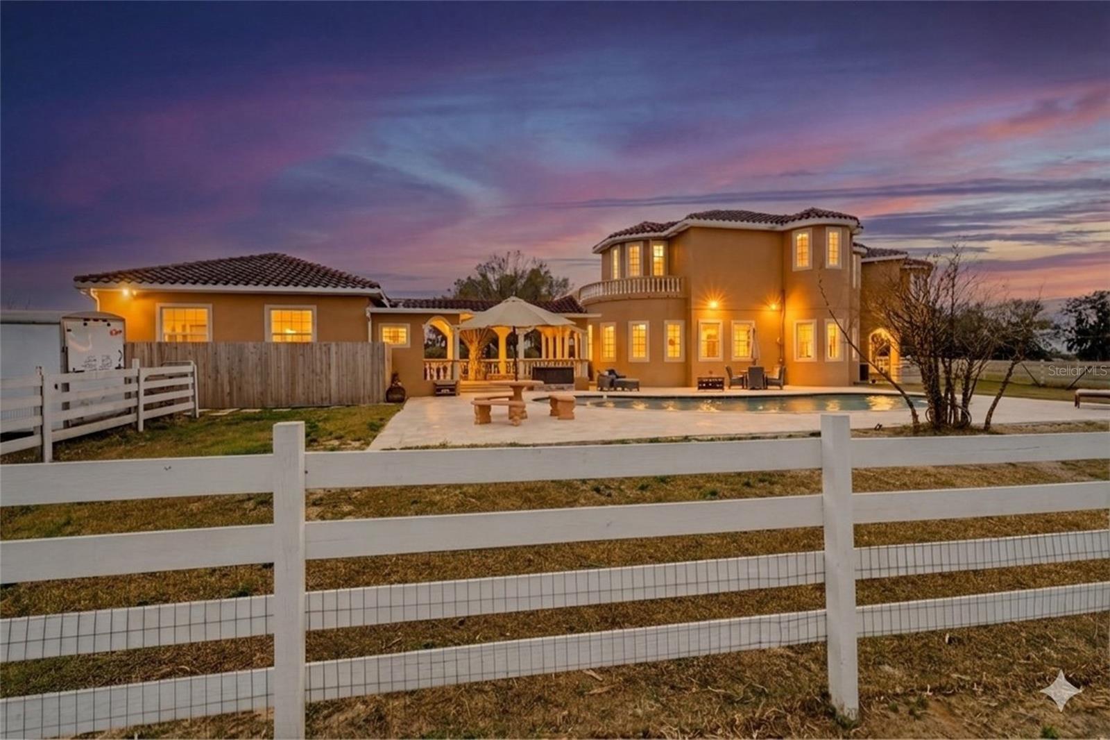 Image 6 of 84 For 4015 Indigo Road