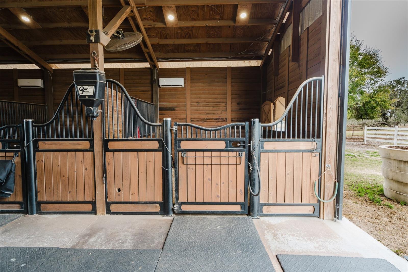 Image 63 of 84 For 4015 Indigo Road