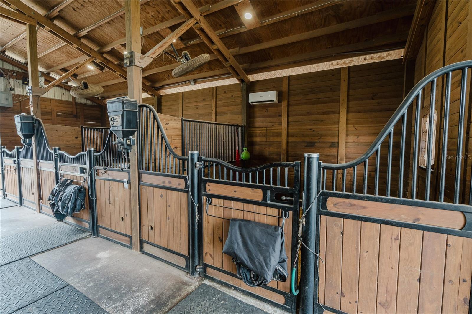 Image 65 of 84 For 4015 Indigo Road