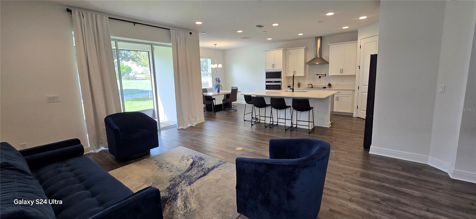 Image 21 of 42 For 18410 Blue Heron Circle