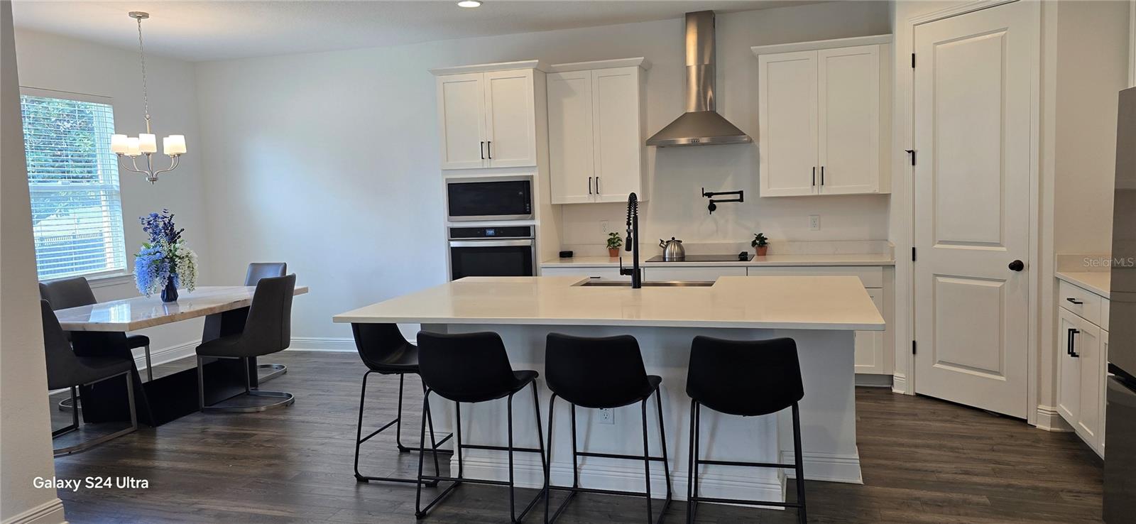 Image 23 of 42 For 18410 Blue Heron Circle