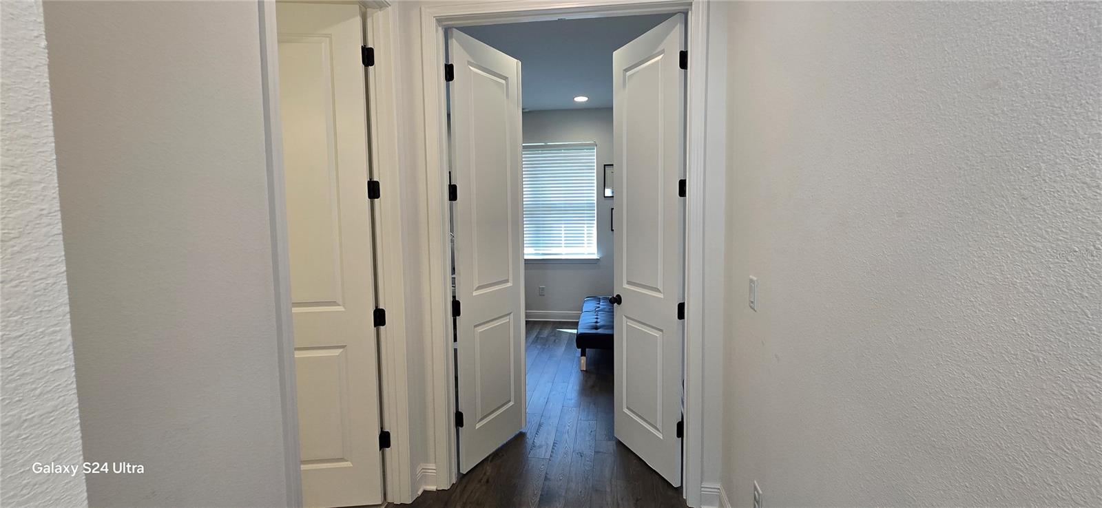 Image 31 of 42 For 18410 Blue Heron Circle