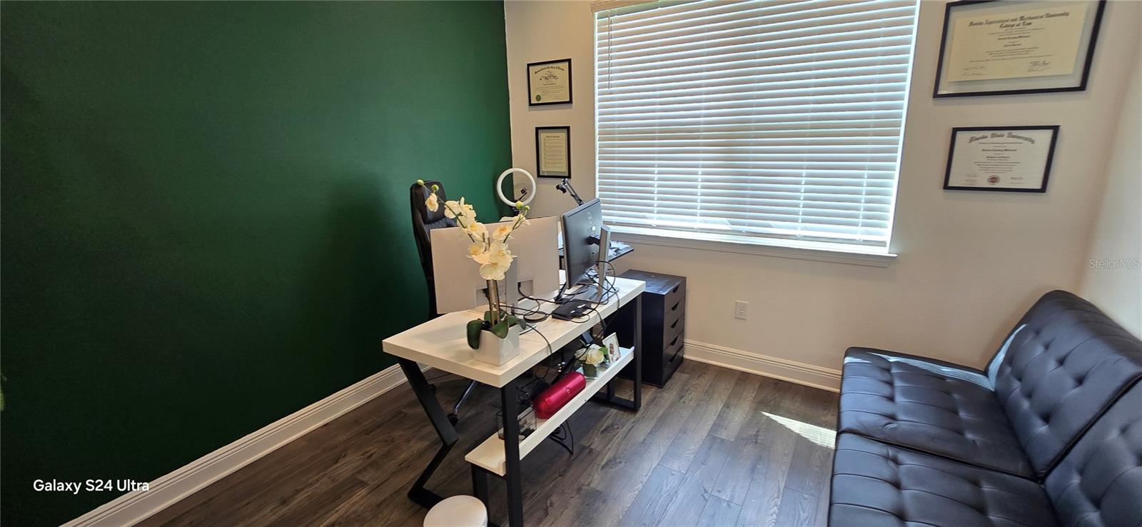 Image 34 of 42 For 18410 Blue Heron Circle