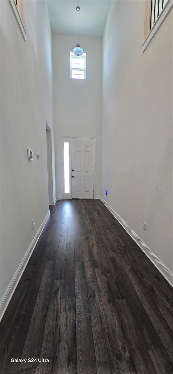 Image 5 of 42 For 18410 Blue Heron Circle