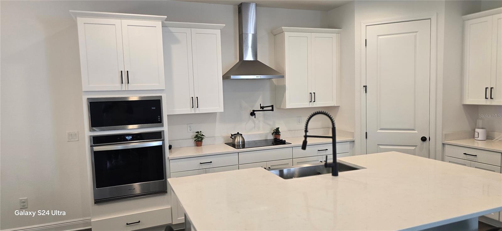 Image 8 of 42 For 18410 Blue Heron Circle