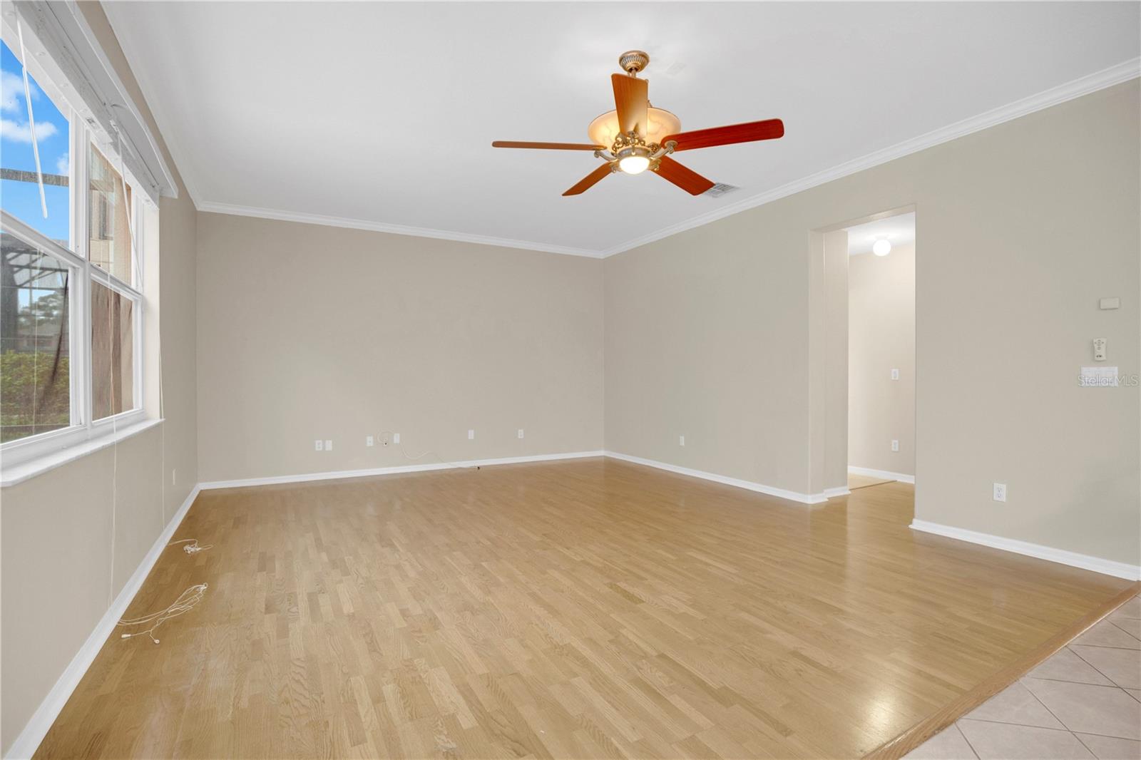 Image 12 of 74 For 2615 Lakemoor Drive