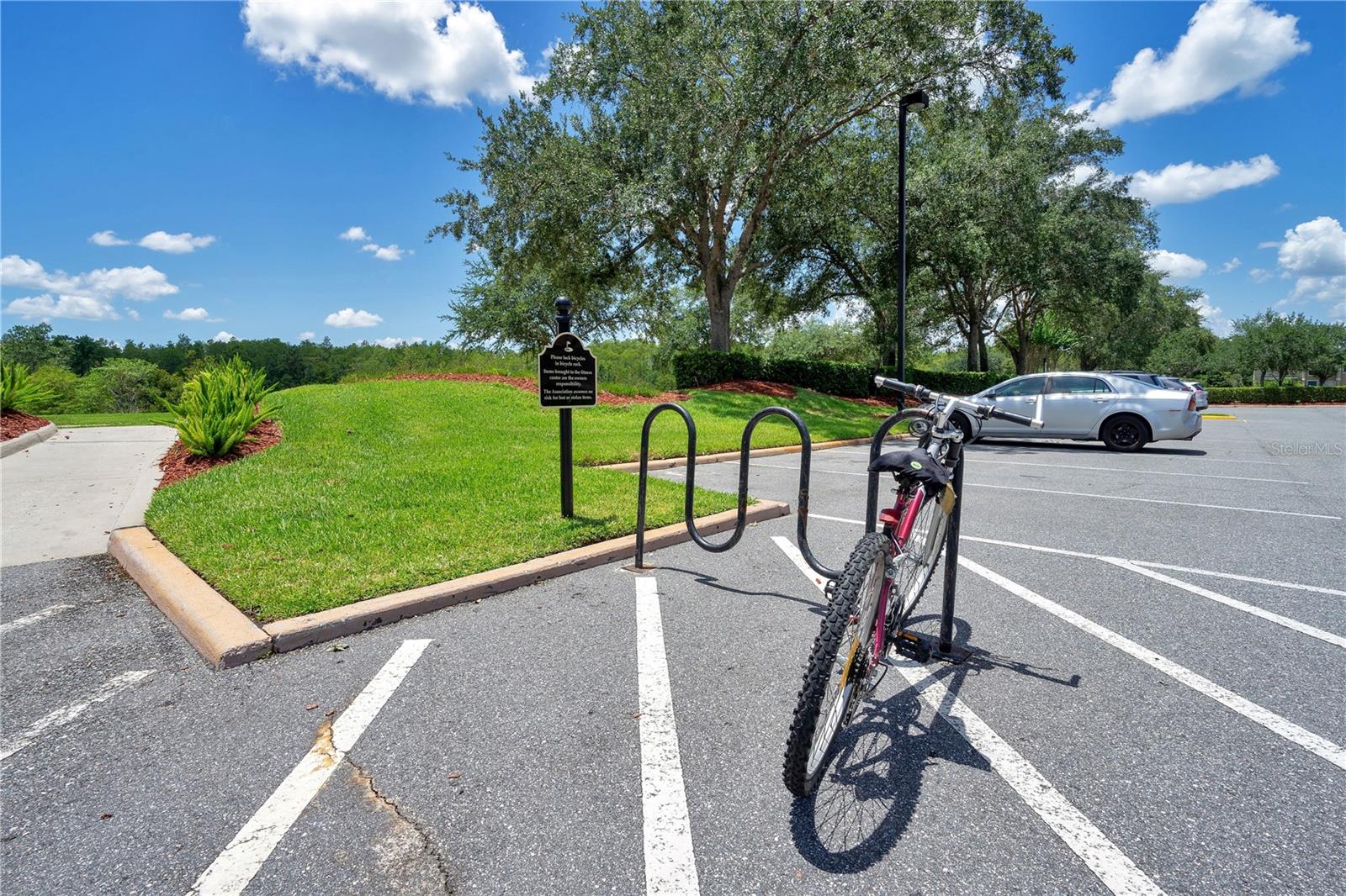 Image 53 of 74 For 2615 Lakemoor Drive