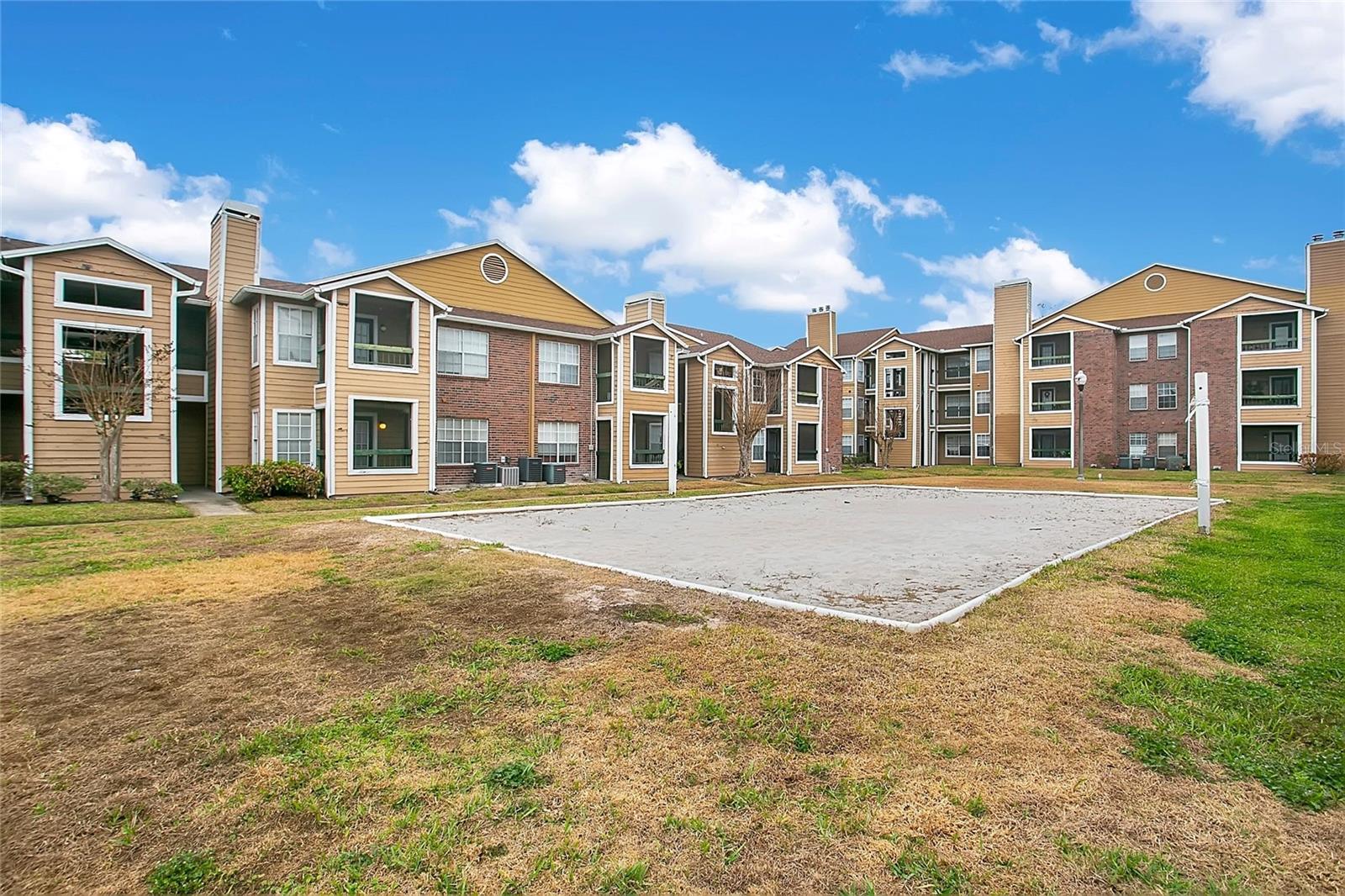 Image 20 of 31 For 5540 Devonbriar Way 104