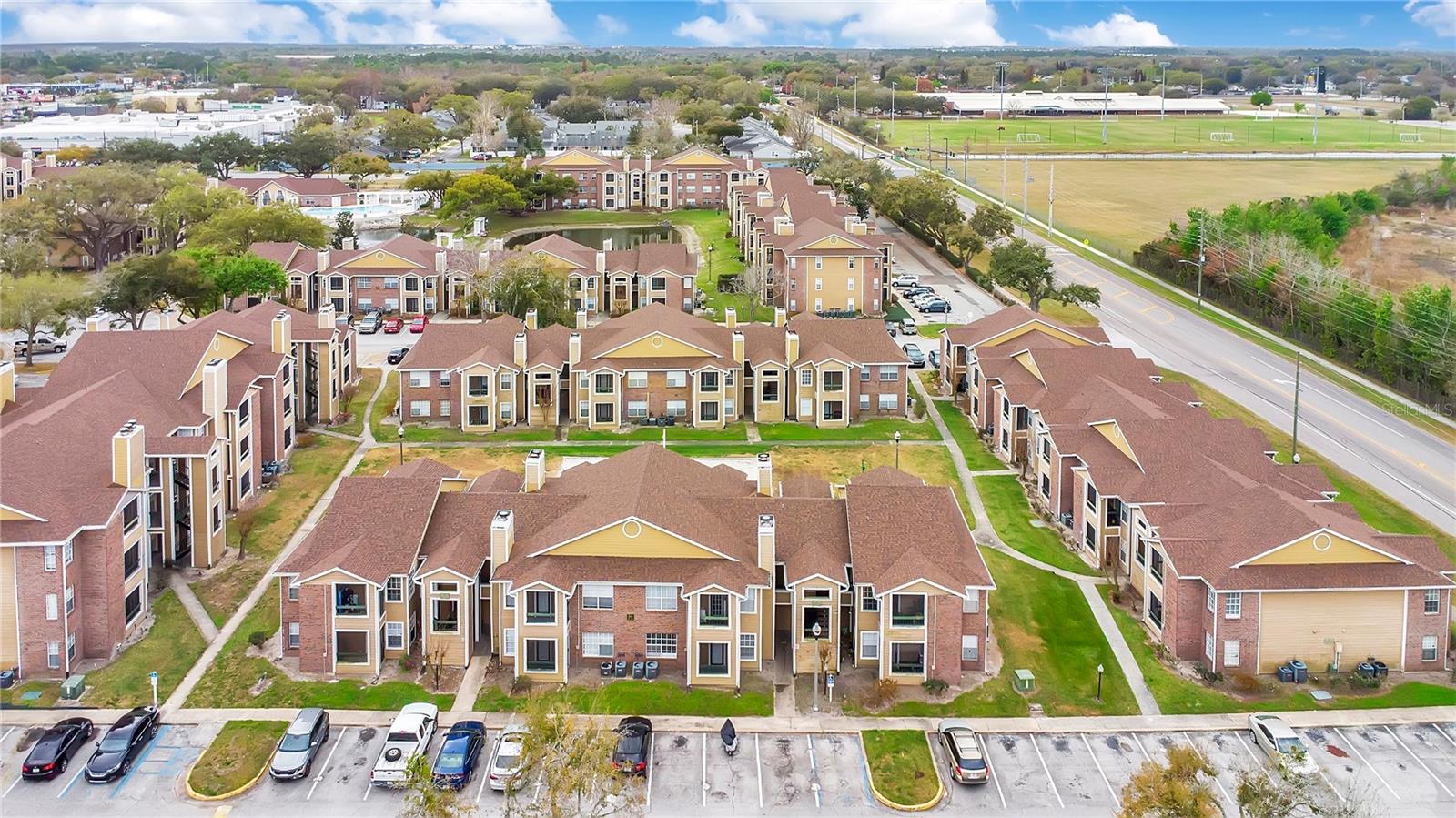 Image 24 of 31 For 5540 Devonbriar Way 104