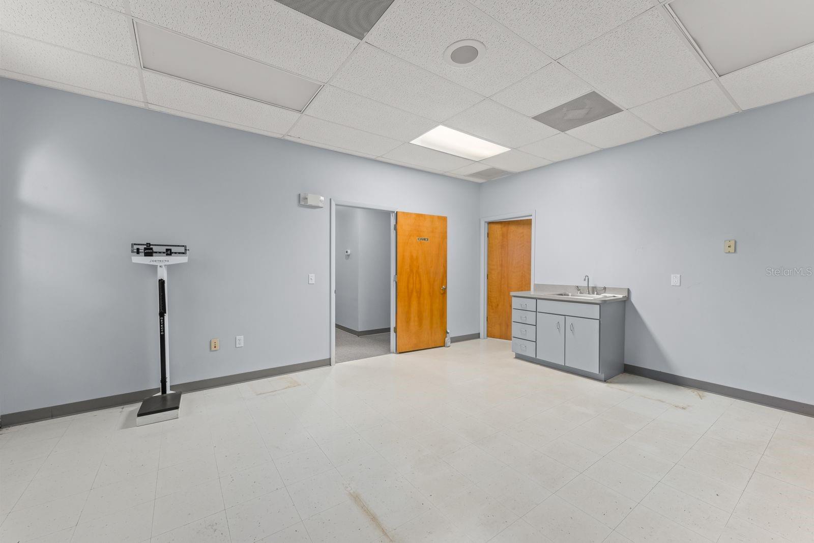 Image 23 of 33 For 2836 Enterprise Road 1