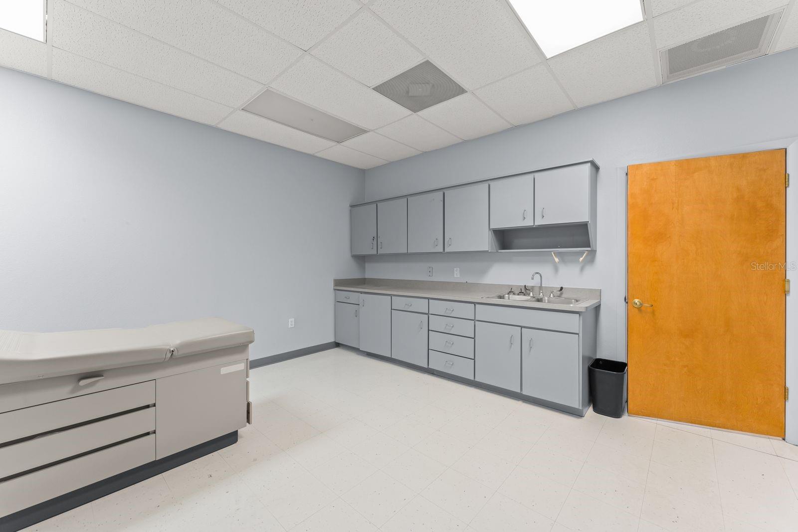 Image 25 of 33 For 2836 Enterprise Road 1