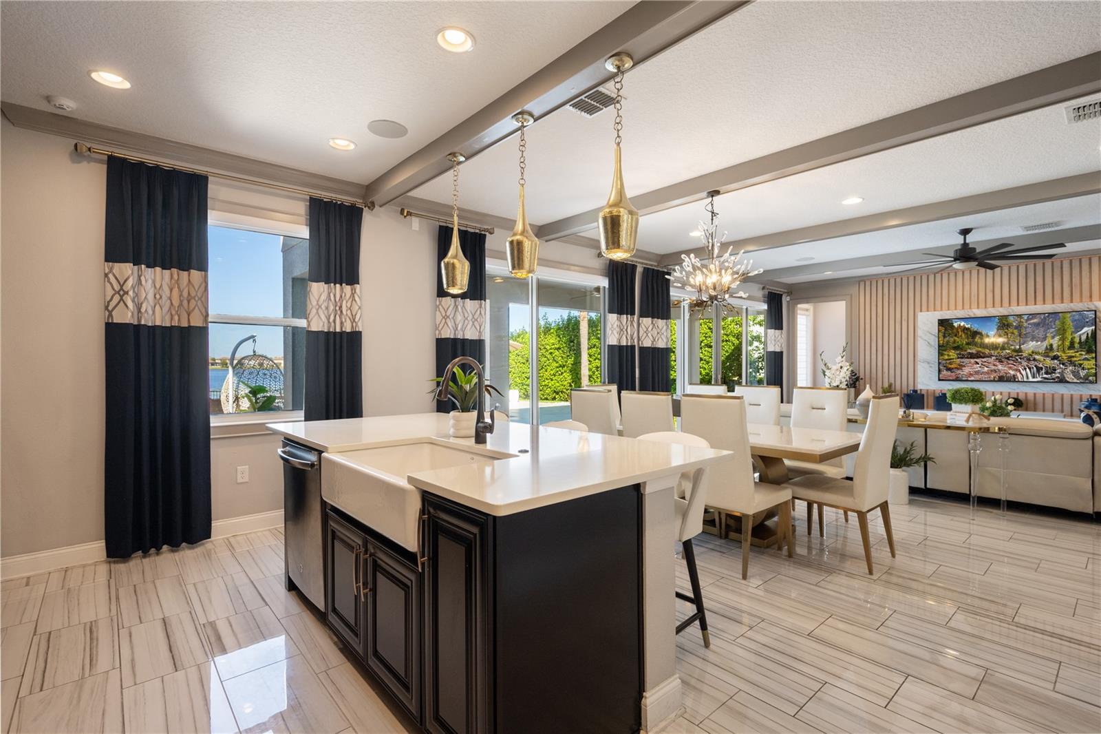 Listing photo id 12 for 10950 Lemon Lake Boulevard