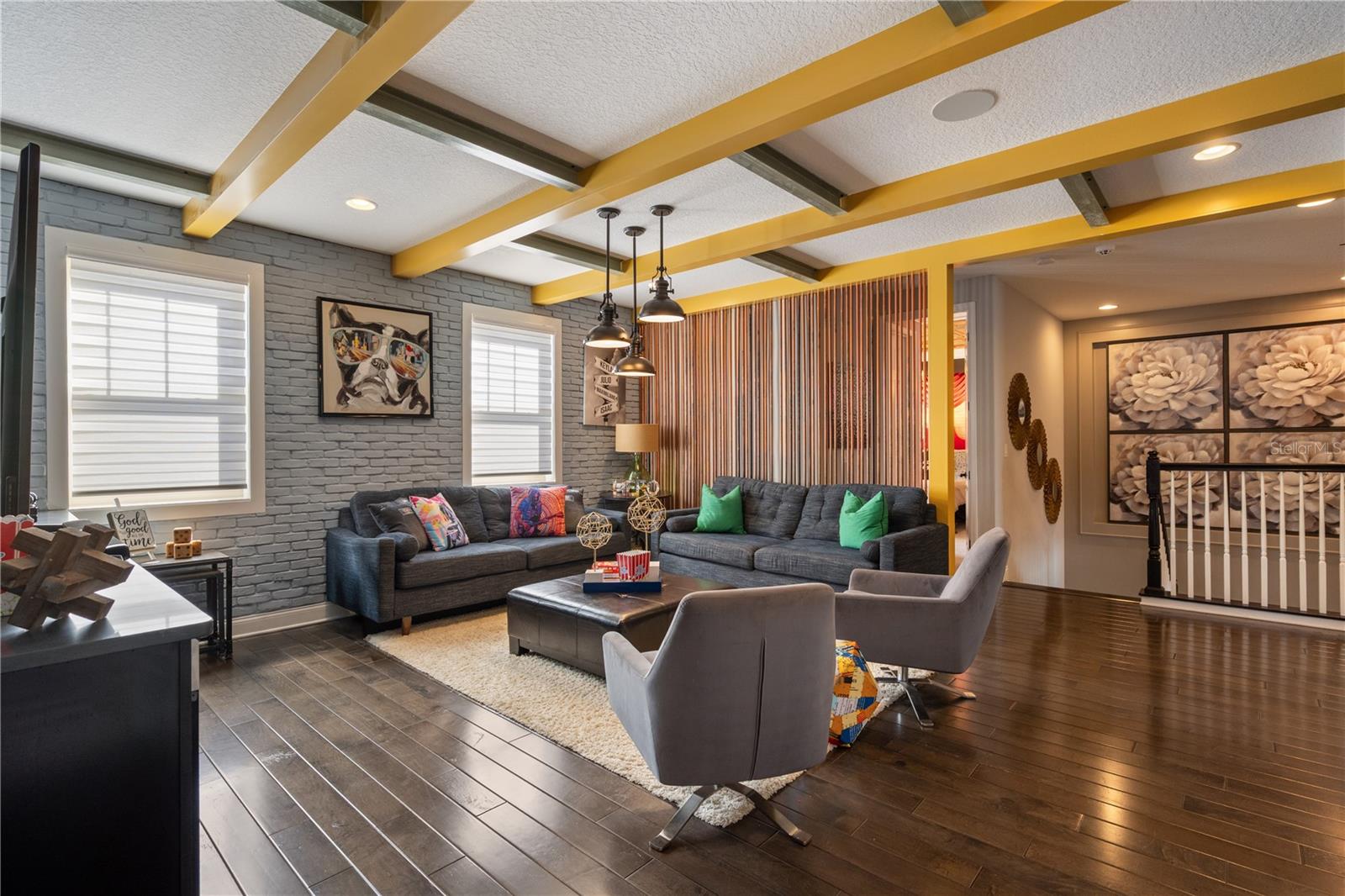 Listing photo id 15 for 10950 Lemon Lake Boulevard