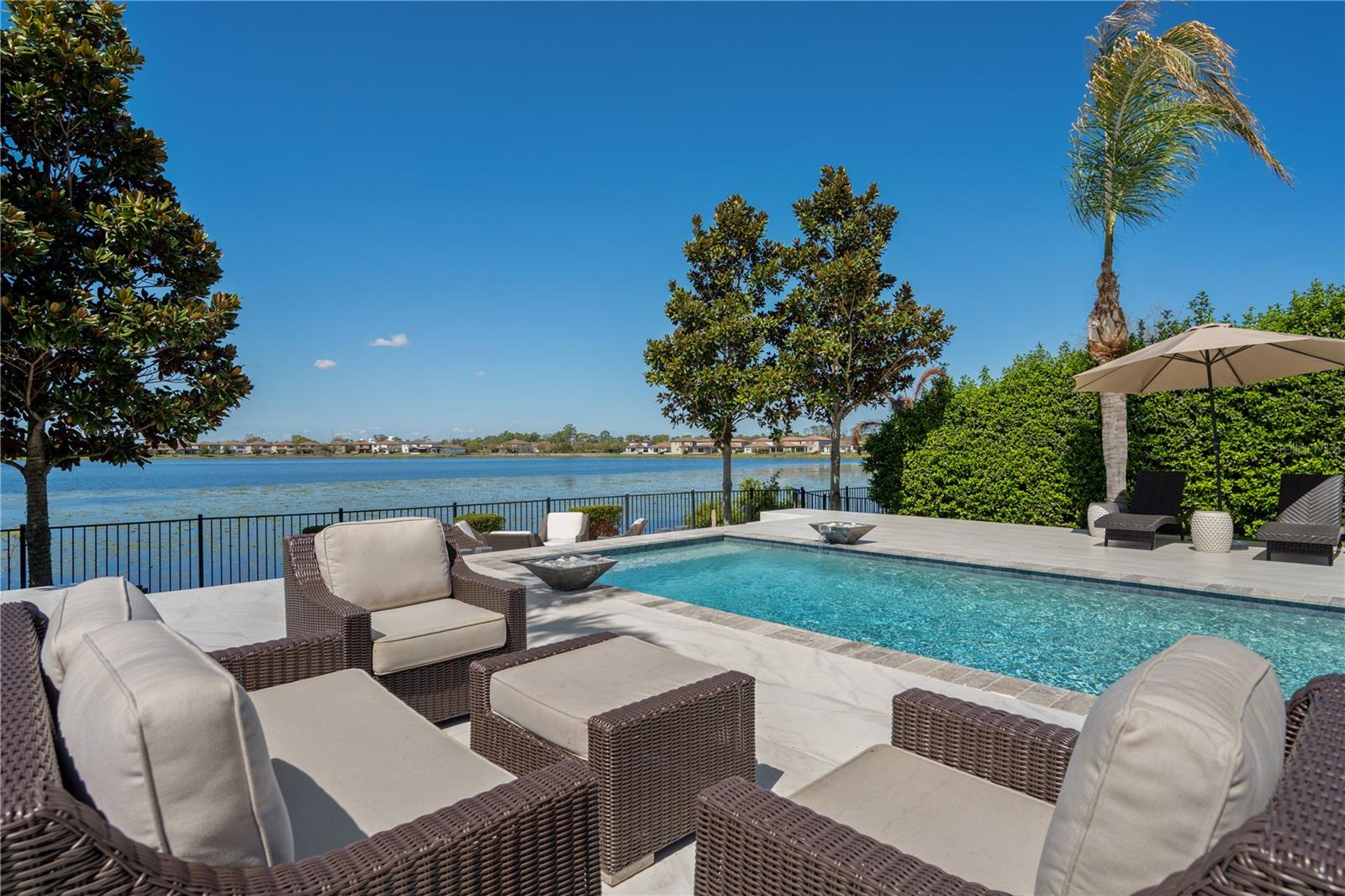 Listing photo id 33 for 10950 Lemon Lake Boulevard