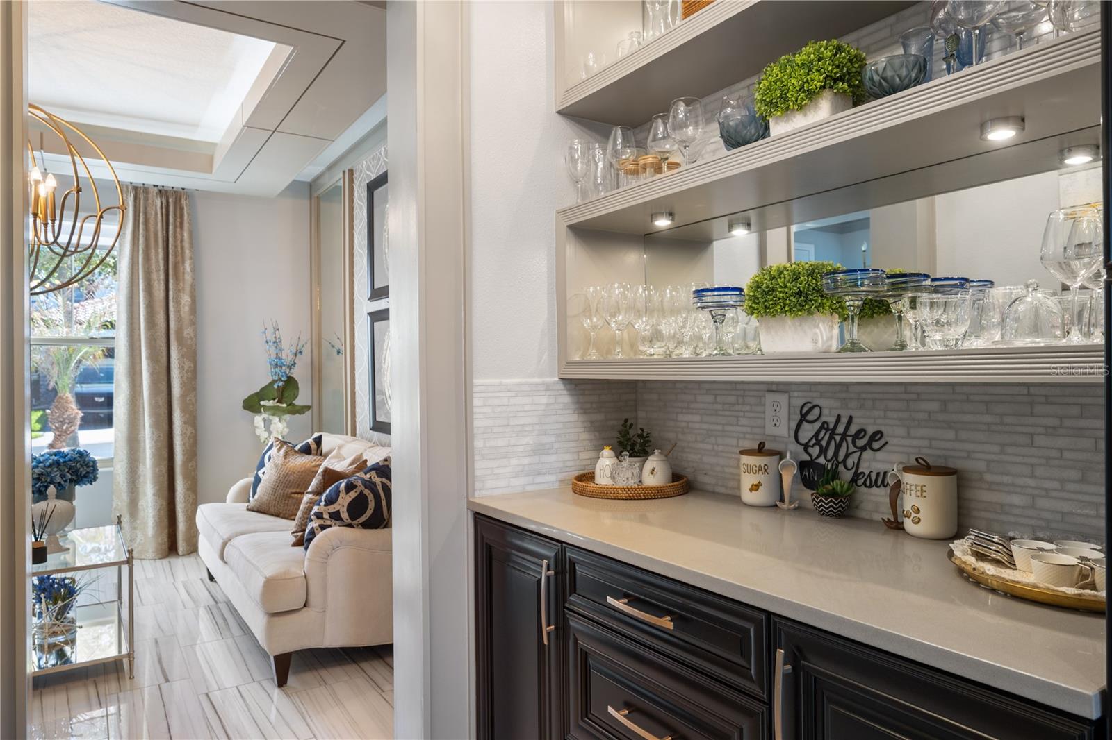 Listing photo id 5 for 10950 Lemon Lake Boulevard