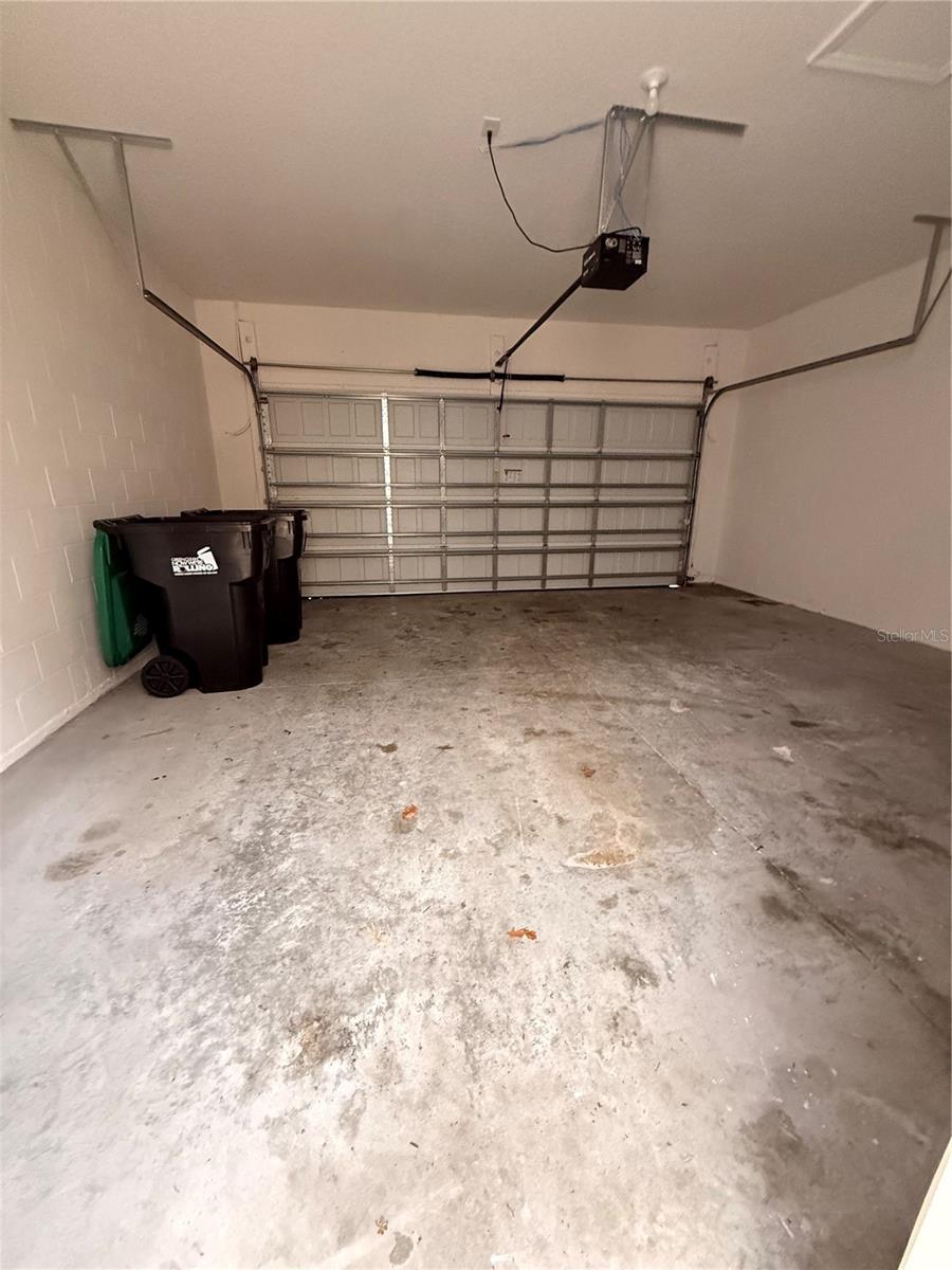 Image 19 of 22 For 11456 Center Lake Drive