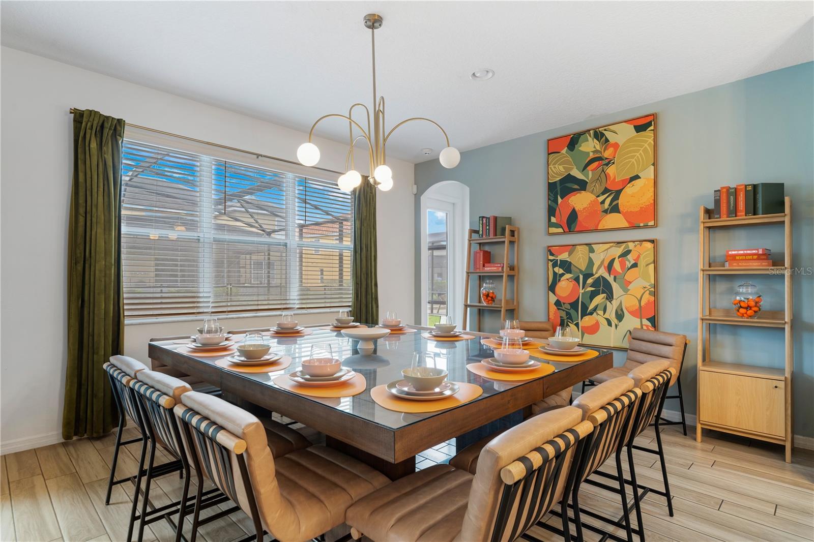 Image 11 of 93 For 7009 Oakwood Street