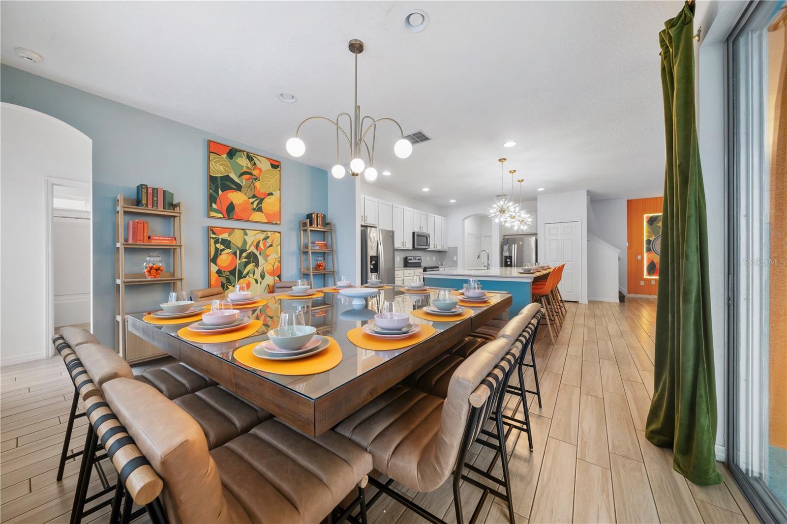 Image 13 of 93 For 7009 Oakwood Street