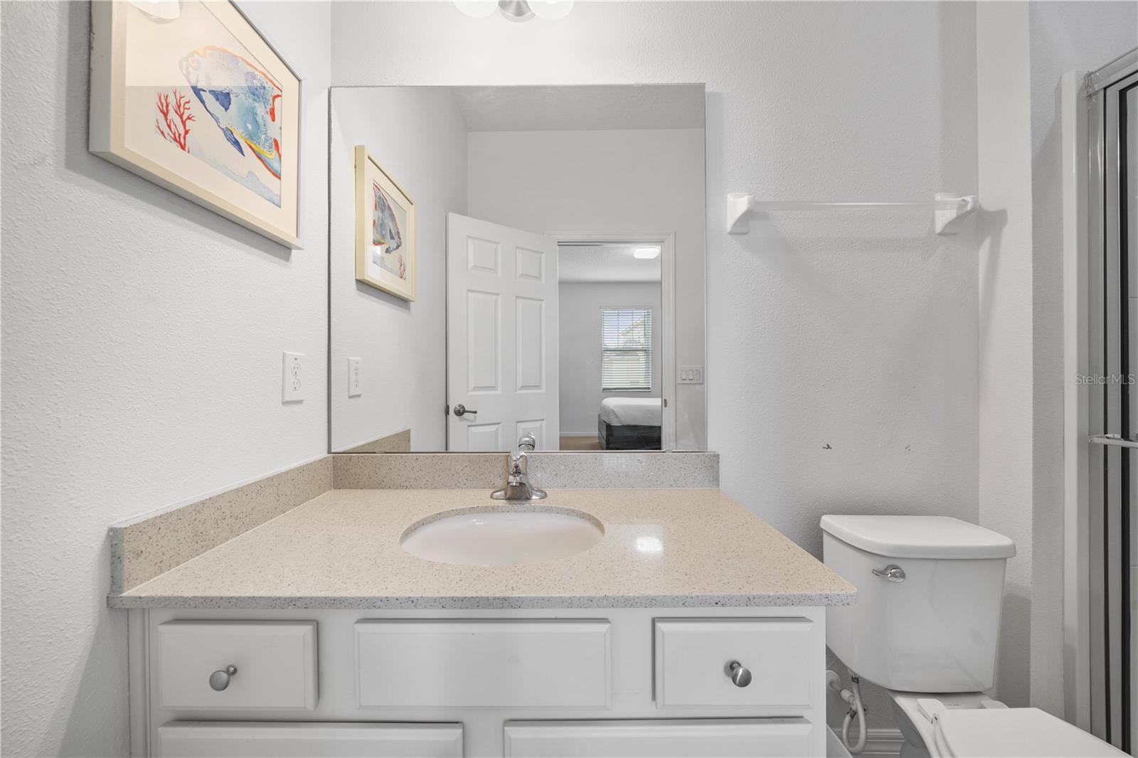 Image 16 of 93 For 7009 Oakwood Street