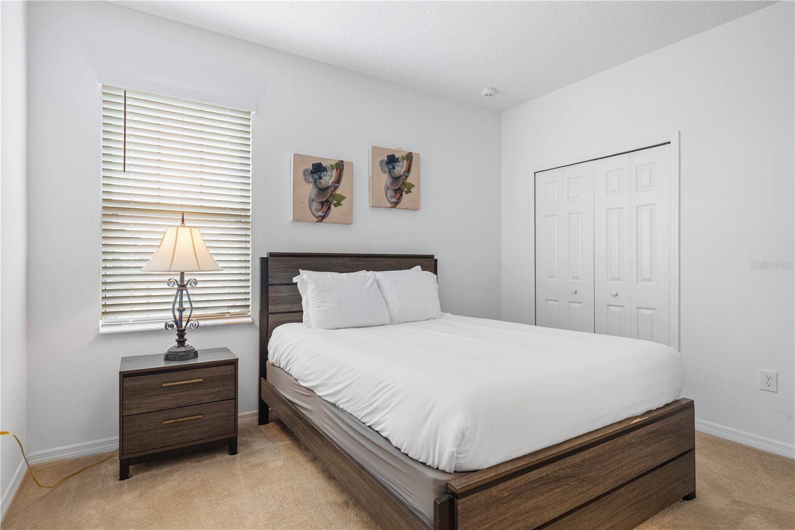 Image 39 of 93 For 7009 Oakwood Street