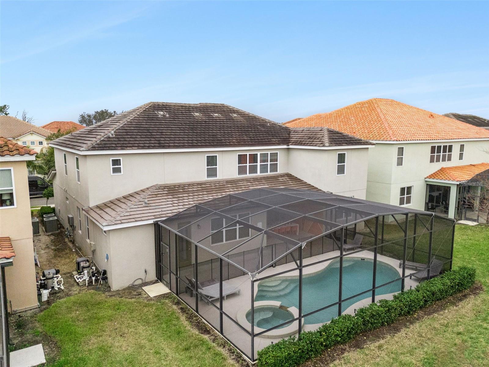 Image 69 of 93 For 7009 Oakwood Street