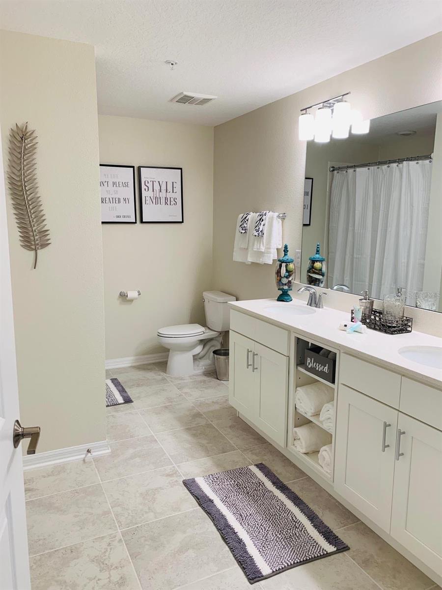 Image 16 of 17 For 3111 Paradox Circle 201