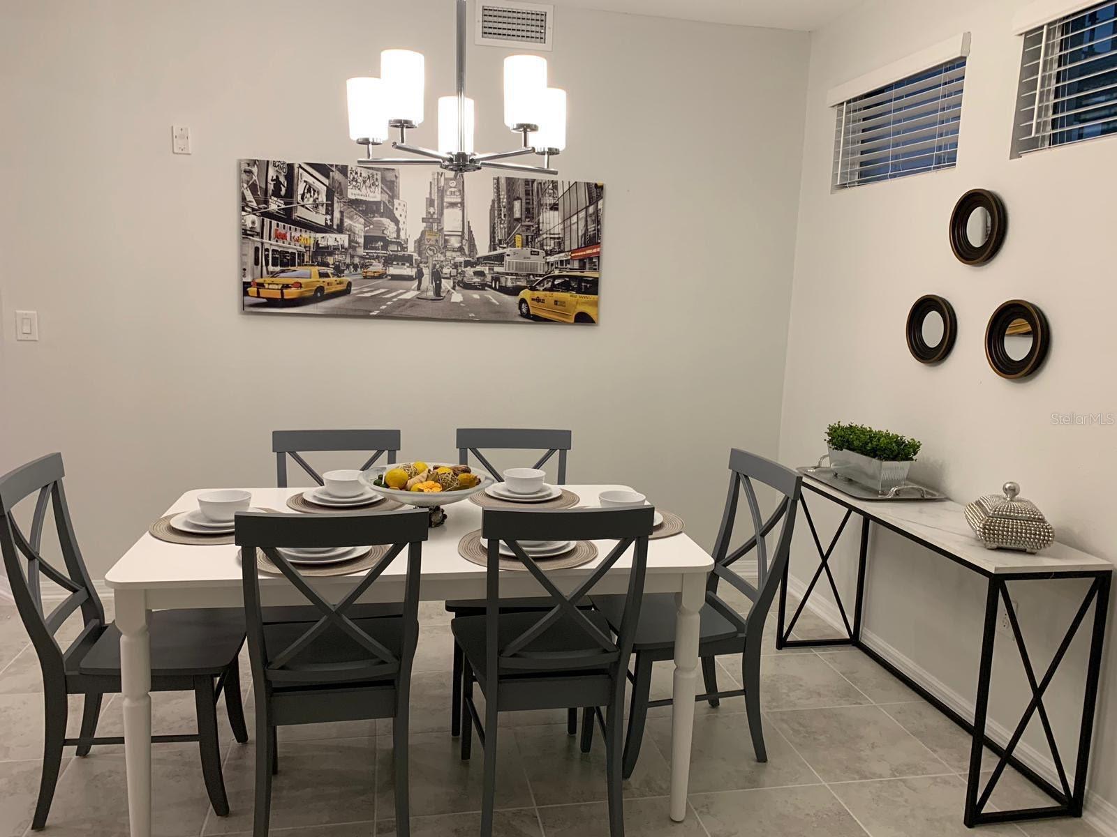 Image 8 of 17 For 3111 Paradox Circle 201