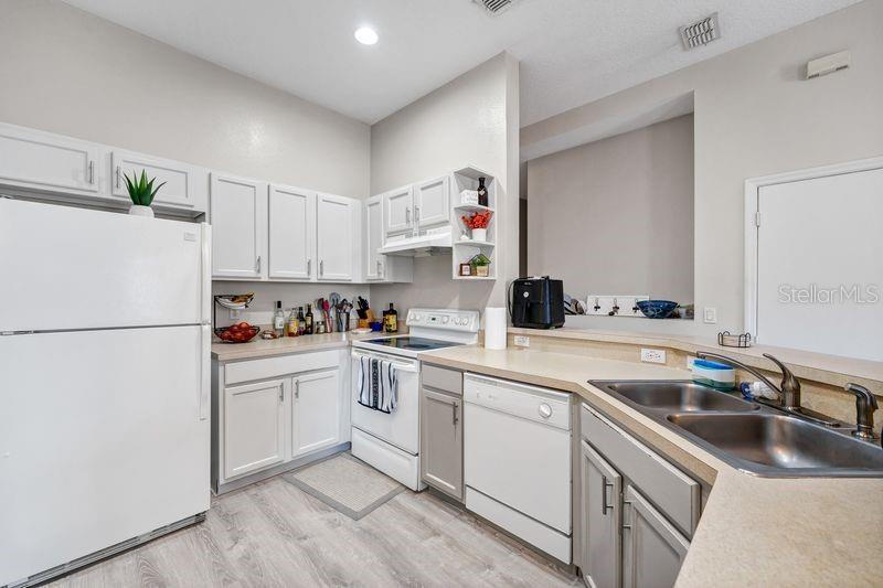 Image 11 of 30 For 10911 Derringer Drive